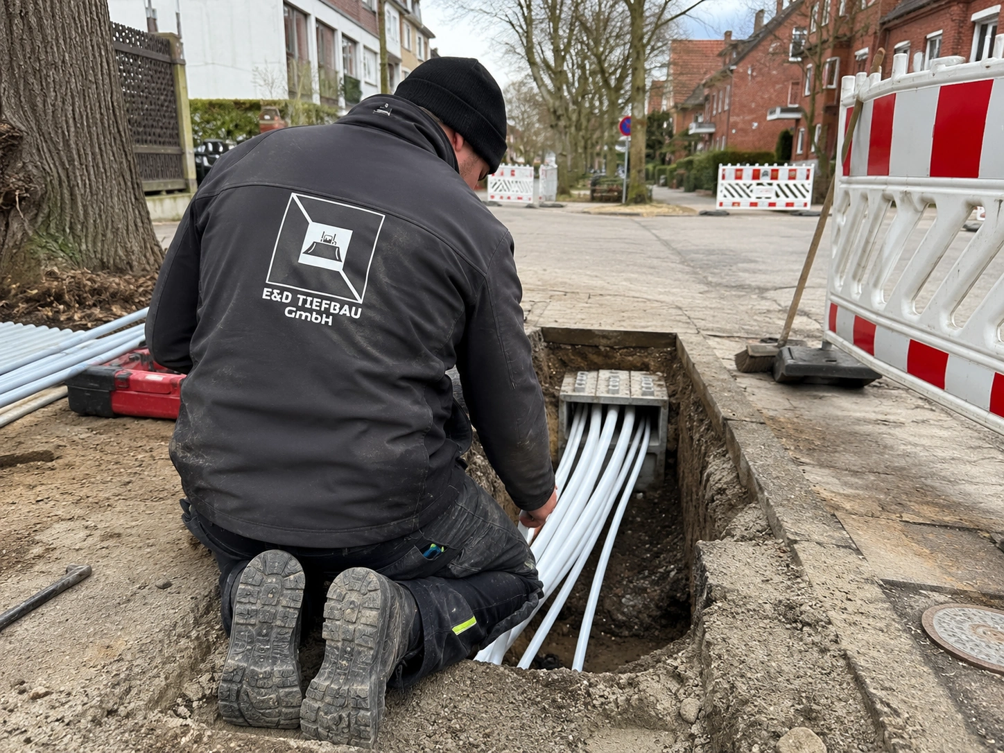 Kabelschutzrohr verlegen Berlin – Schutz für Glasfaser und Strom